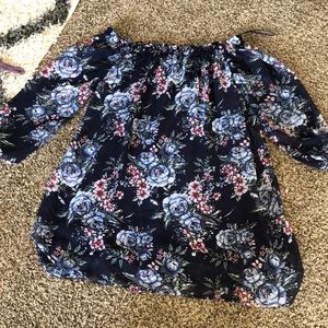 🖤4 for 25 Floral print off shoulder dress